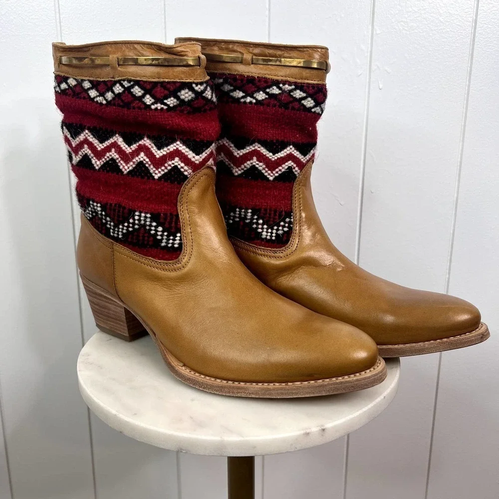 NIB Cobra Society‎ Otto Ankle Boots in Red Madder Root Kilim SZ 42